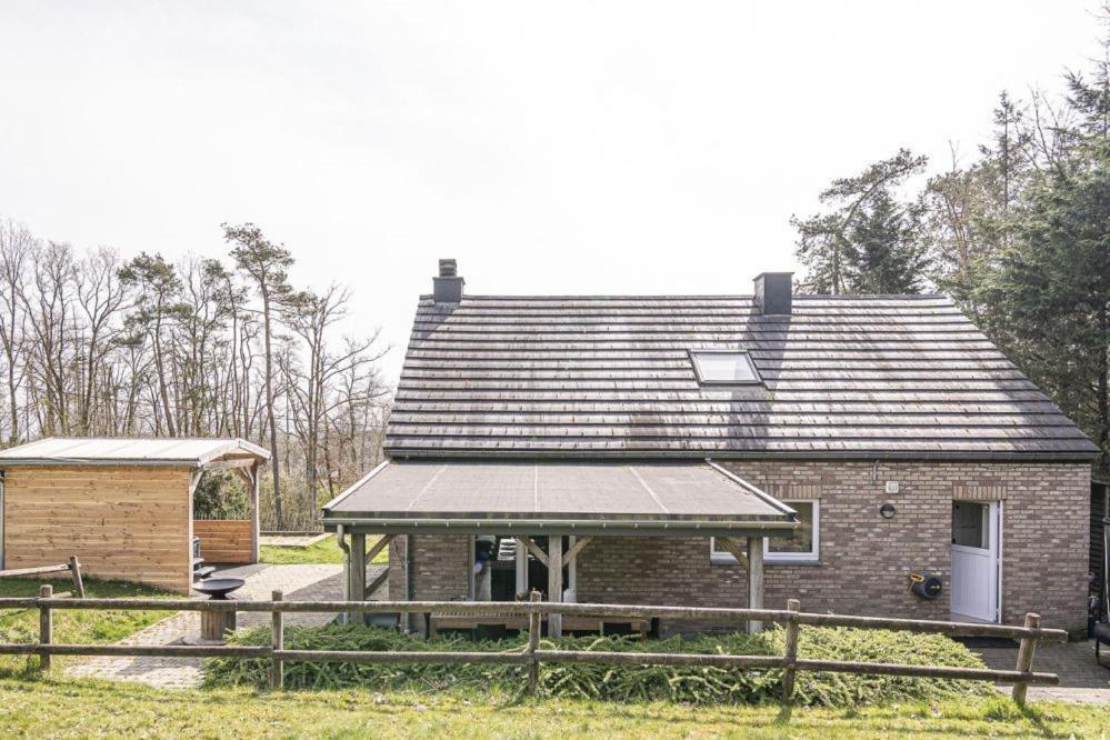 Villa Du Bonheur Met Sauna En Jacuzzi Somme-Leuze Exteriör bild