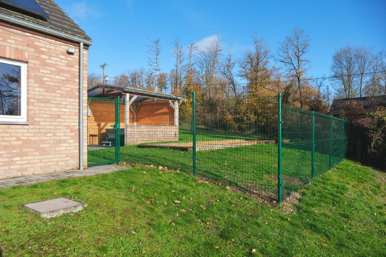 Villa Du Bonheur Met Sauna En Jacuzzi Somme-Leuze Exteriör bild